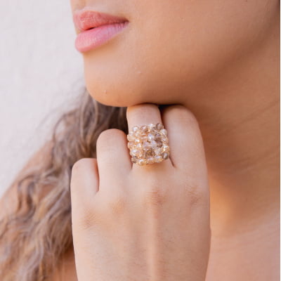 Anel bordado com cristais tons nude folheado em ouro 18k 302130000000046