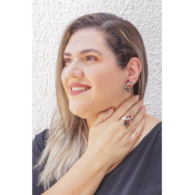 Anel com cristais coloridos folheado em ouro 18k