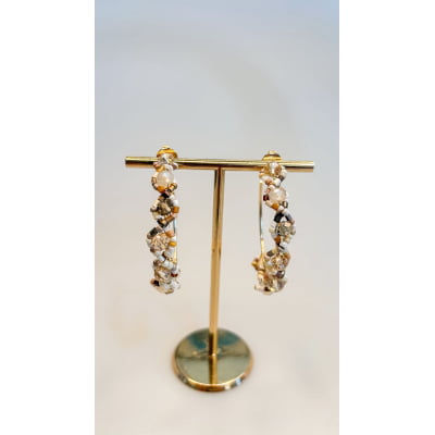 Brinco de argola com cristais e vidrilhos tons marrom folheado em ouro 18k 202130000000237