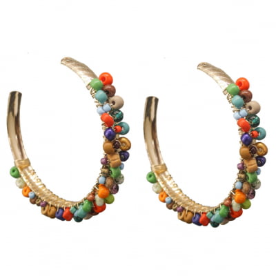 Argola com contas de vidro folheada em ouro 18k 