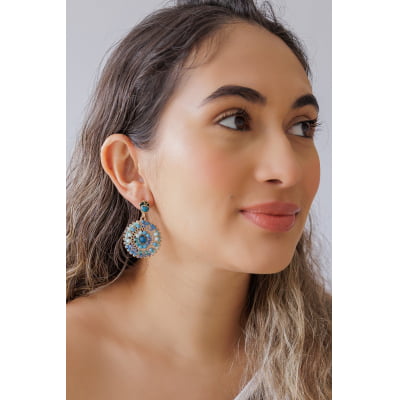 Brinco bordado a mão com cristais em tons de azul folheado em ouro 18k 202170000000203 Brinco bordado a mão com cristais em tons de azul folheado em ouro 18k 202170000000203