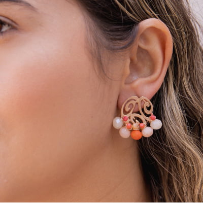 Brinco bordado a mão com cristais laranja e nude, folheado em ouro 18k     202210000000023
