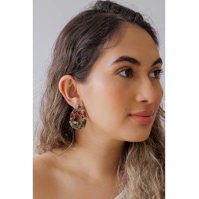 Brinco bordado a mão com mix de contas de vidro e cristais coloridos folheado em ouro 18k 2021100000004670 Brinco bordado a mão com mix de contas de vidro e cristais coloridos folheado em ouro 18k 2021100000004670