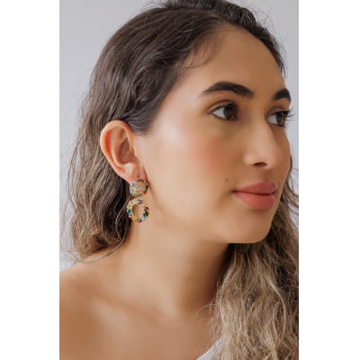 Brinco bordado a mão com mix de cristais coloridos folheado em ouro 18k 2021100000004674 Brinco bordado a mão com mix de cristais coloridos folheado em ouro 18k 2021100000004674