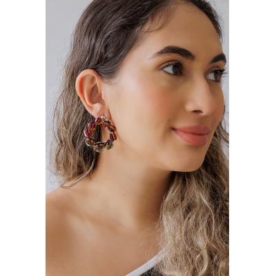 Brinco bordado a mão com mix de cristais e contas de vidro coloridos folheado em ouro 18k 2021100000004675 Brinco bordado a mão com mix de cristais e contas de vidro coloridos folheado em ouro 18k 2021100000004675