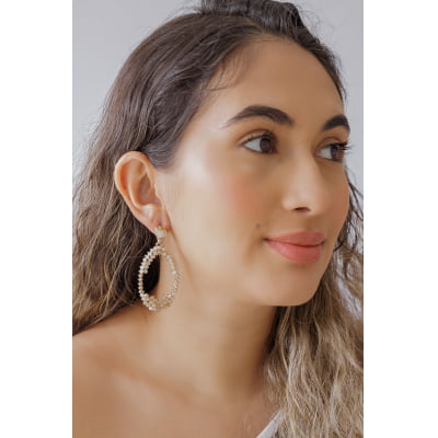 Brinco bordado a mão com mix de cristais em tons nude folheado em ouro 18k 202130000000233