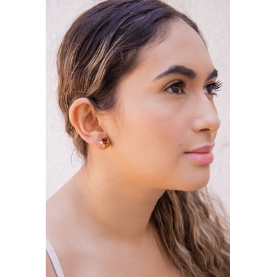 Brinco bordadoa mão com cristais em tons de nude e marrom, folheado em ouro 18k     202130000000226