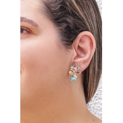 Brinco com cristais candy colors folheado em ouro 18k