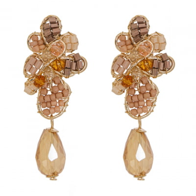 Brinco com cristais e vidrilhos nudes folheado em ouro 18k 