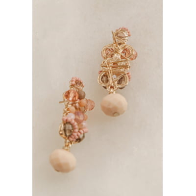 Brinco com cristais rosa e fumê folheado em ouro 18k  
