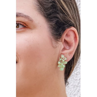 Brinco com cristais verdes folheado em ouro 18k 202150000000030