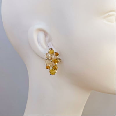 Brinco com mix de cristais folheado em ouro 18k 202130000000195