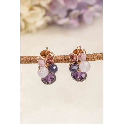 Brinco com mix de cristais lilas folheado em ouro 18k 