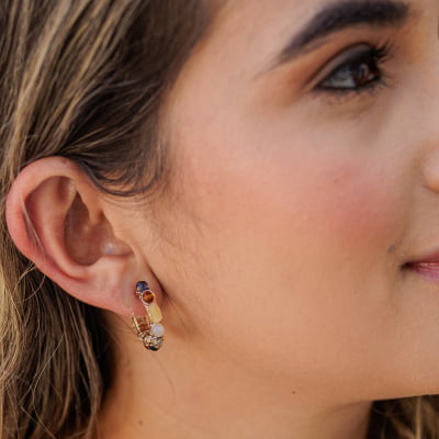Brinco de argola bordado a mão com cristais folheado em ouro 18k 2021100000004637