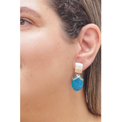 Brinco com pedra natural jade céu folheado em ouro 18K  