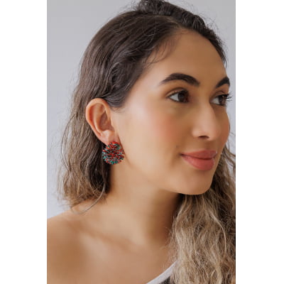 Brinco bordado a mão com mix de contas de vidro coloridos folheado em ouro 18k 2021100000004681 Brinco bordado a mão com mix de contas de vidro coloridos folheado em ouro 18k 2021100000004681