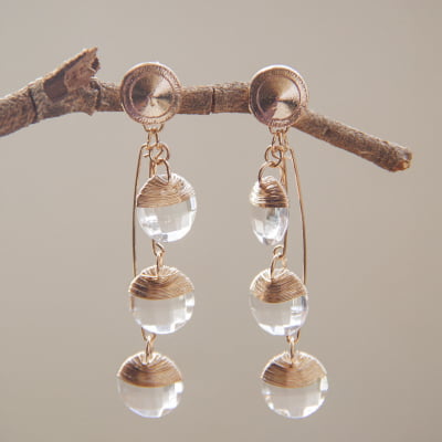 Brinco bordado com resina transparente folheado em ouro 18k 202160000000050 Brinco bordado com resina transparente folheado em ouro 18k 202160000000050