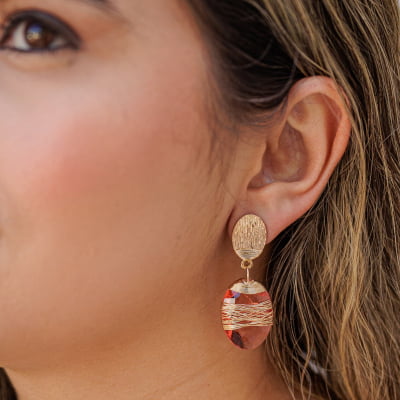 Brinco com resina rosa folheado em ouro 18k 202130000000189 202230000000079