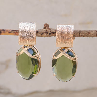 Brinco com resina verde militar folheado em ouro 18k  202150000000129
