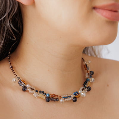 Colar bordado a mão com cristais folheado folheado em ouro 18k 502110000000107