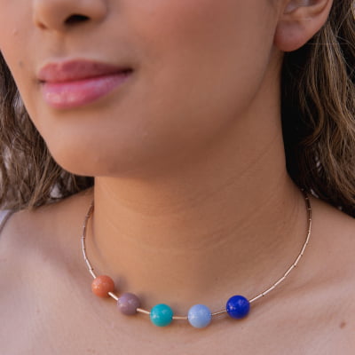 Colar bordado a mão com muranos coloridos folheado em ouro 18k  502110000000101 Colar bordado a mão com muranos coloridos folheado em ouro 18k  502110000000101