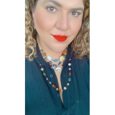 Colar mix de cristais e metais folheados em ouro 18K