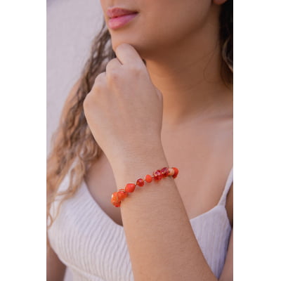 Pulseira bordada a mão com cristais laranjas e pedras naturais folheado em ouro 18k 402210000000007