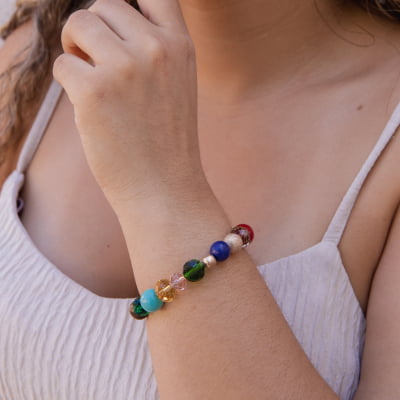 Pulseira bordada a mão com cristais e pedras naturais  folheado em ouro 18k 402110000000055