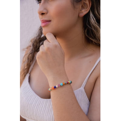 Pulseira bordada a mão com cristais, pedras naturais e resinas coloridas folheado em ouro 18k 402110000000063
