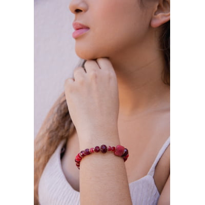 Pulseira bordada a mão com cristais vermelhos e pedras naturais folheado em ouro 18k 402180000000010 Pulseira bordada a mão com cristais vermelhos e pedras naturais folheado em ouro 18k 402180000000010